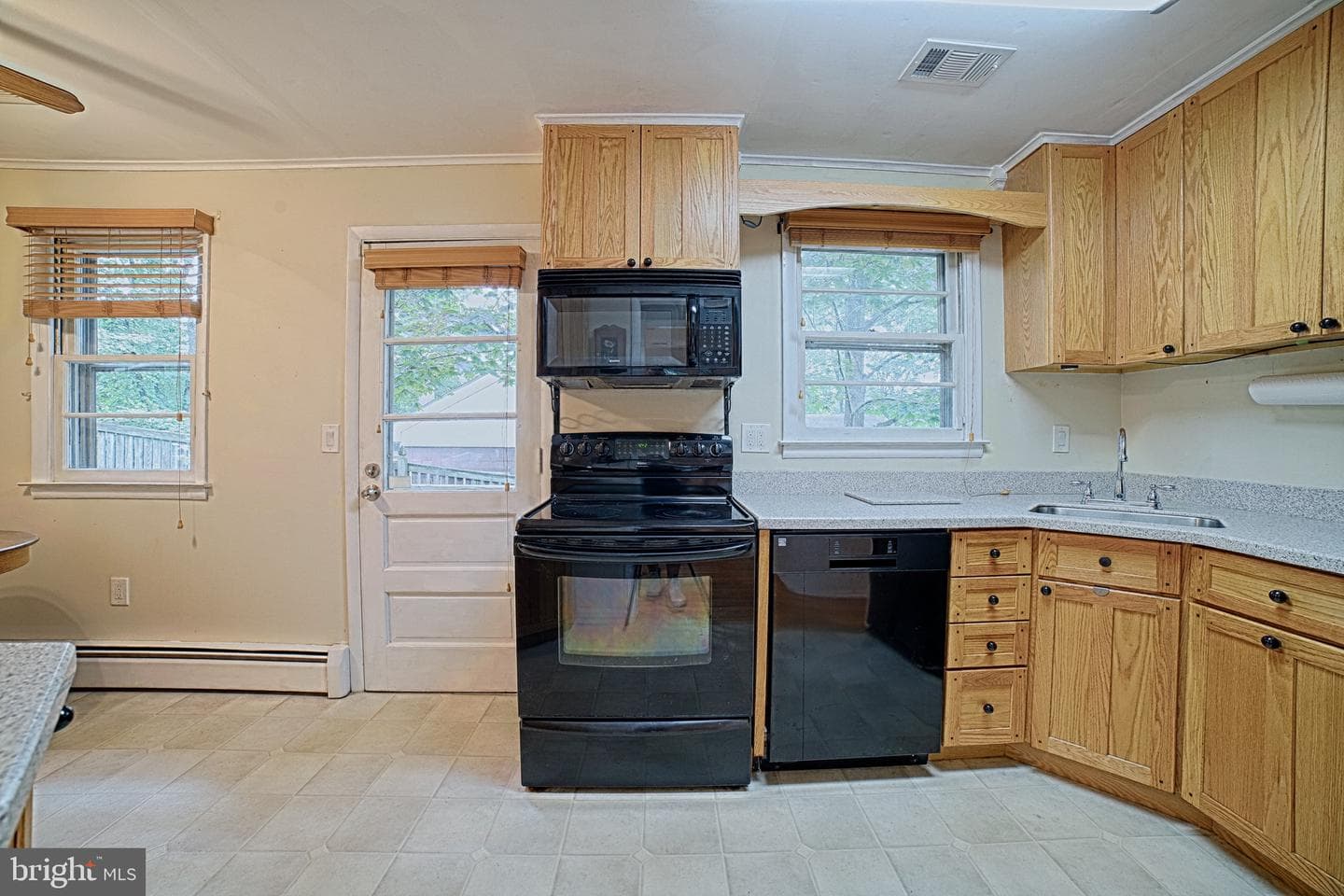 102 Boxwood Road photo 13