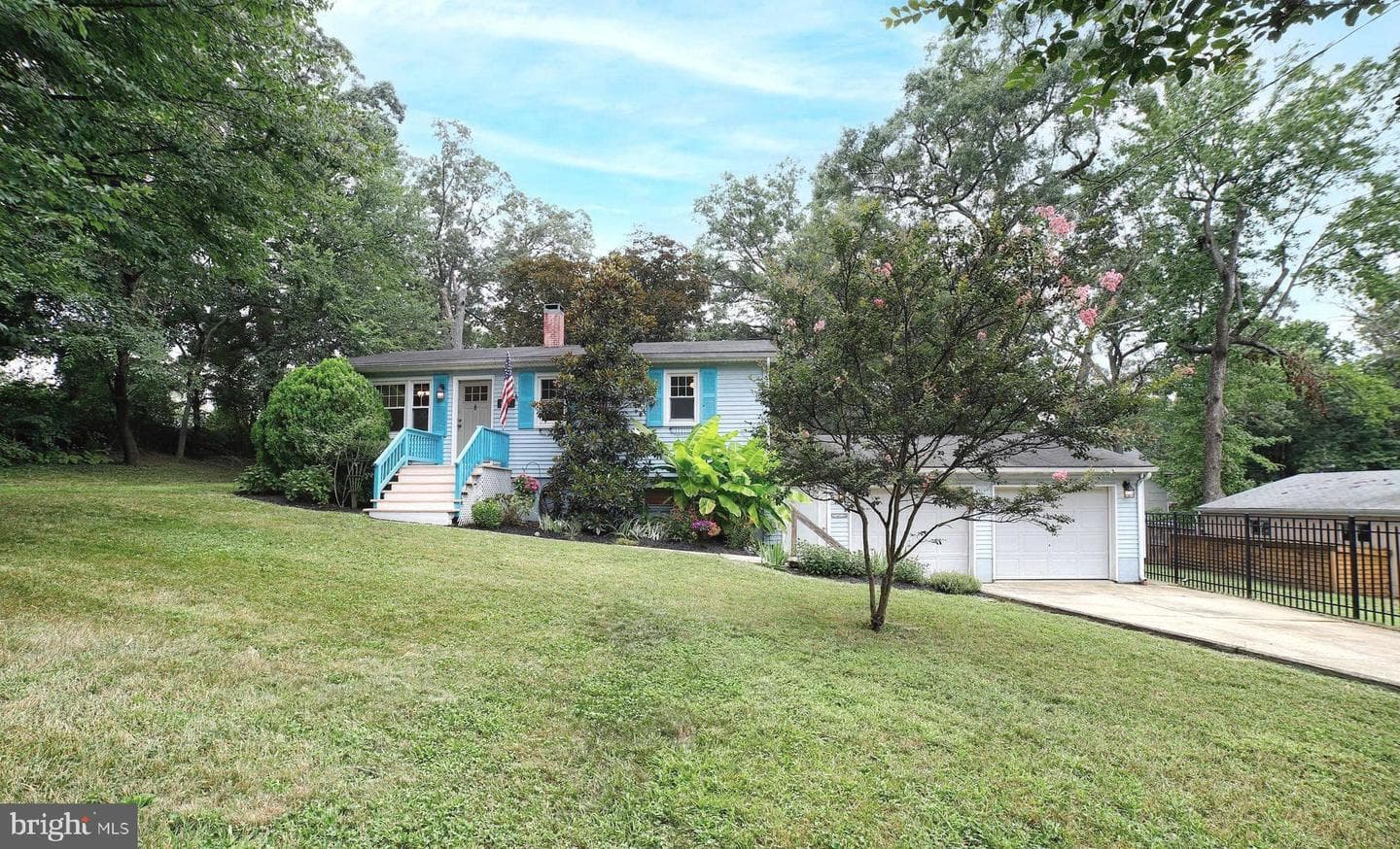 102 Boxwood Road photo 2