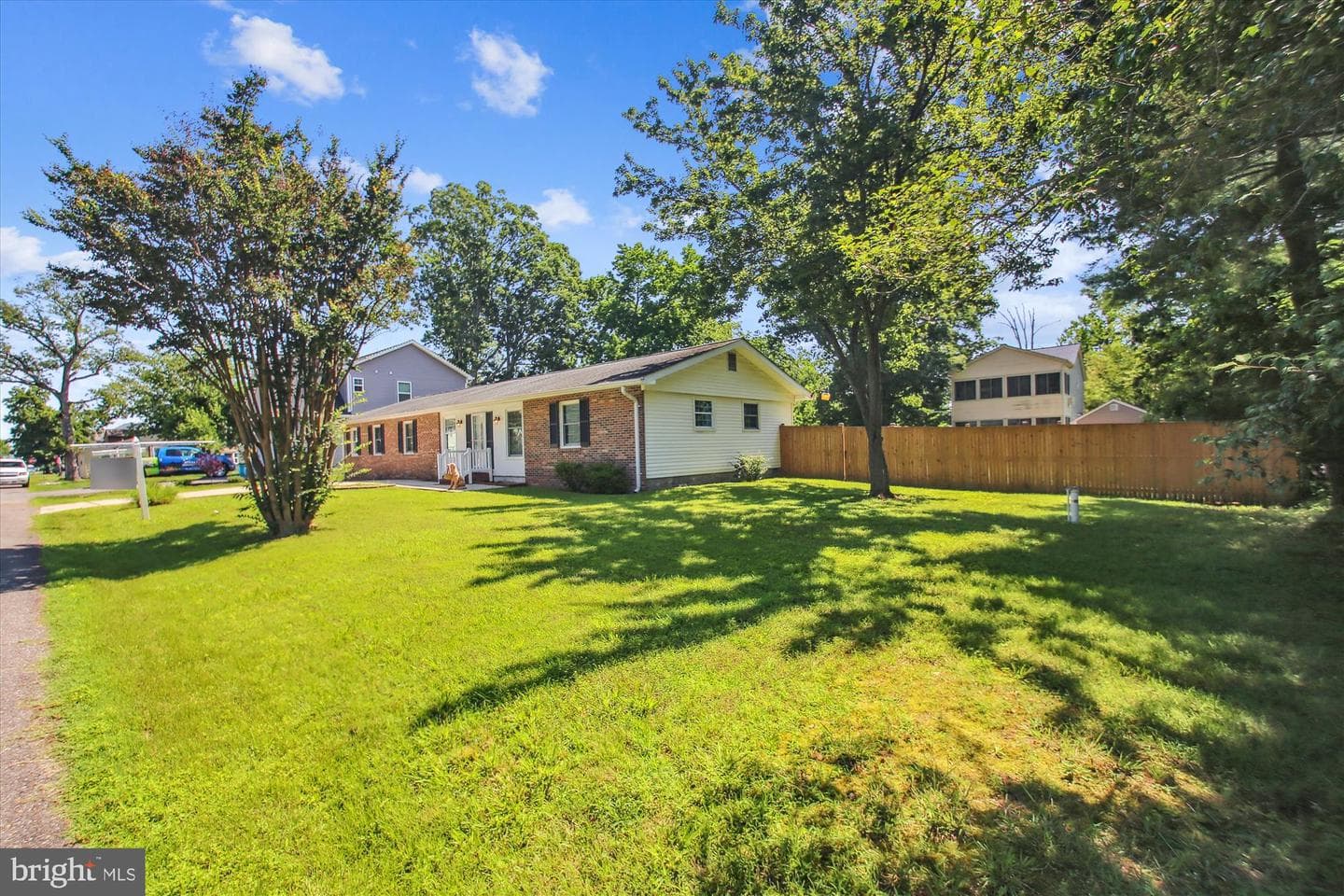4723 Washington Avenue photo 2