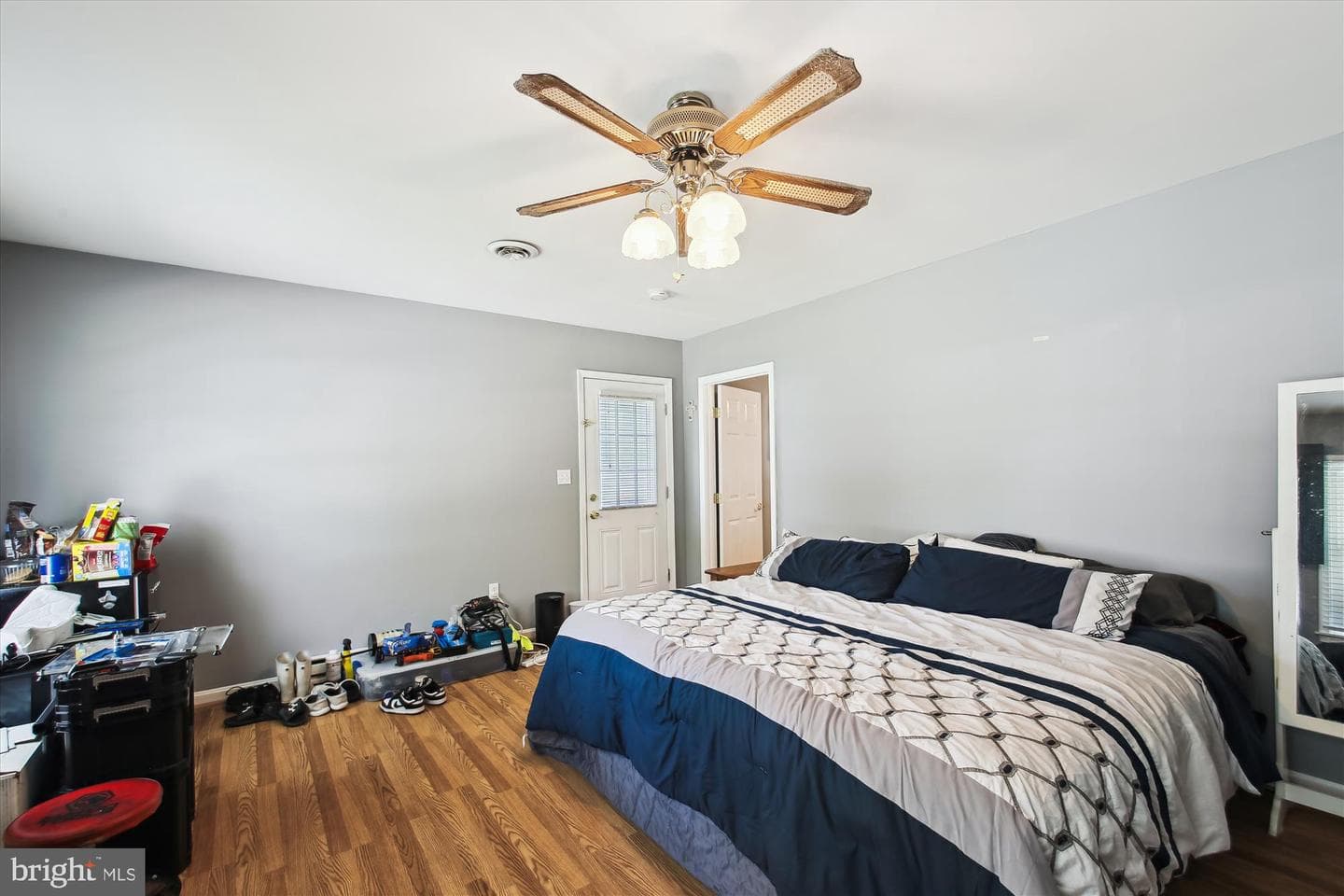 4723 Washington Avenue photo 41