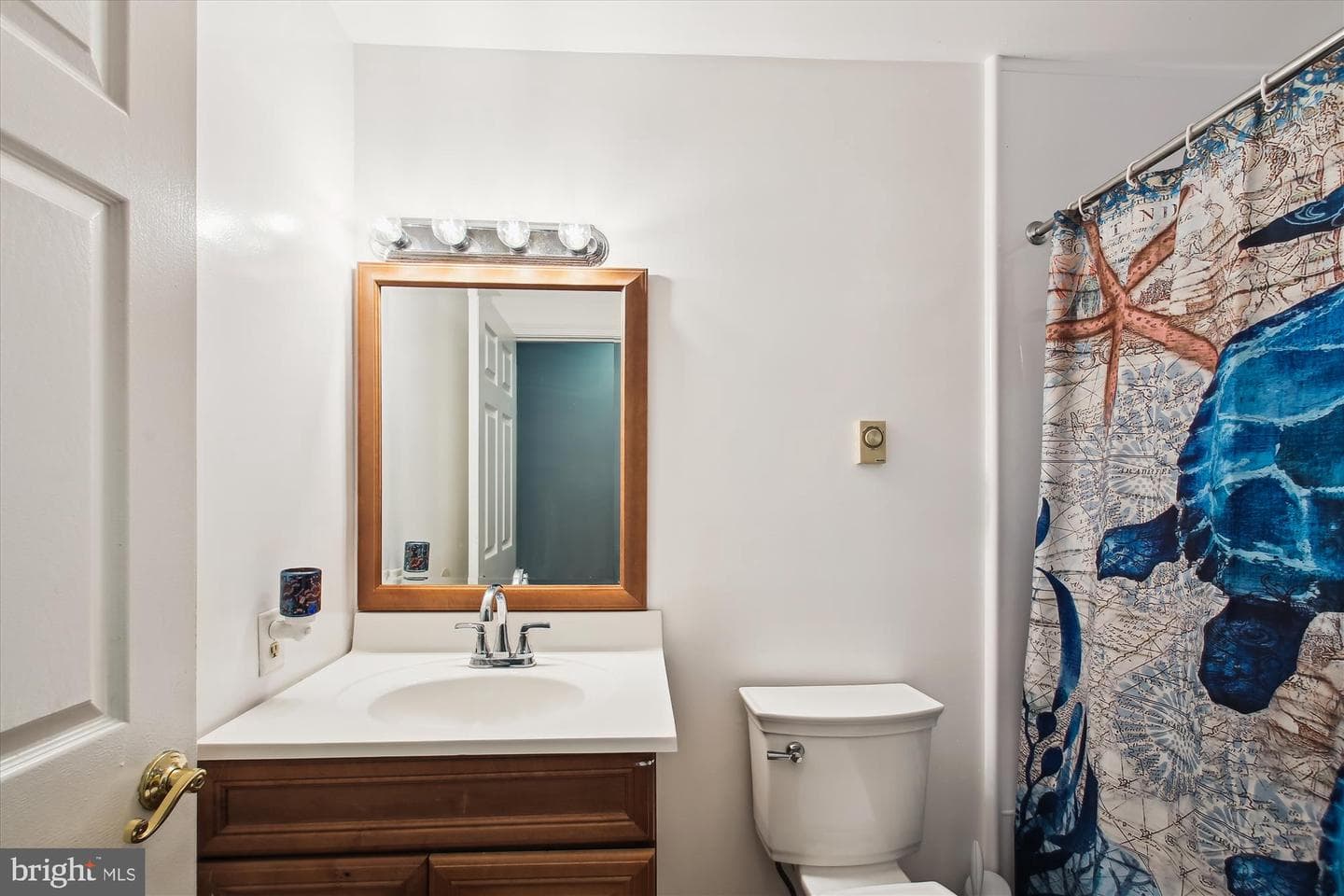 4723 Washington Avenue photo 48