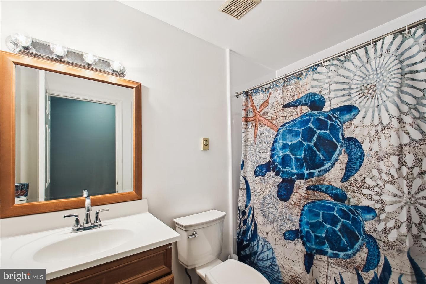 4723 Washington Avenue photo 49