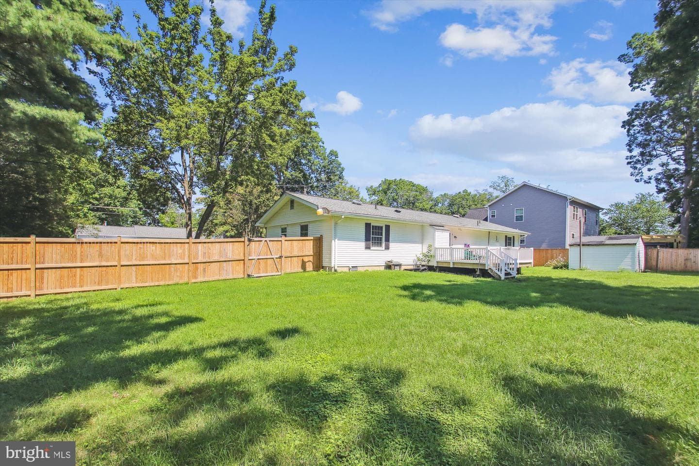 4723 Washington Avenue photo 9