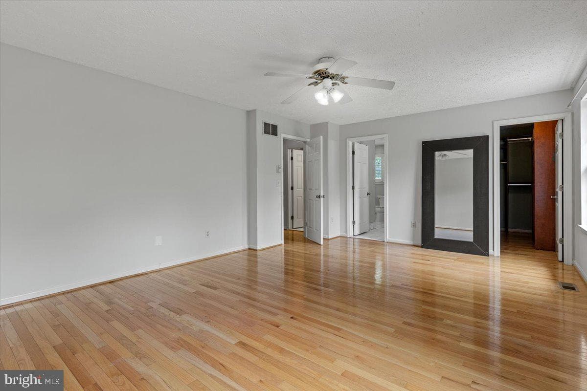 10 2nd Street photo 27