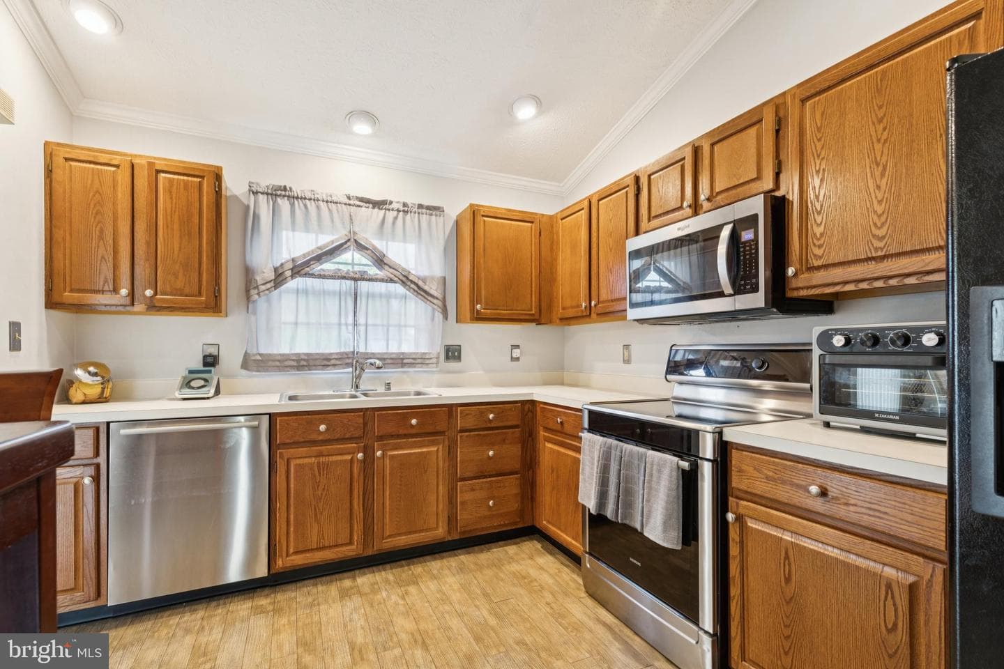 7850 Golden Pine Circle photo 17