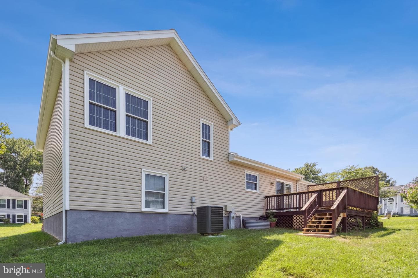 7850 Golden Pine Circle photo 5