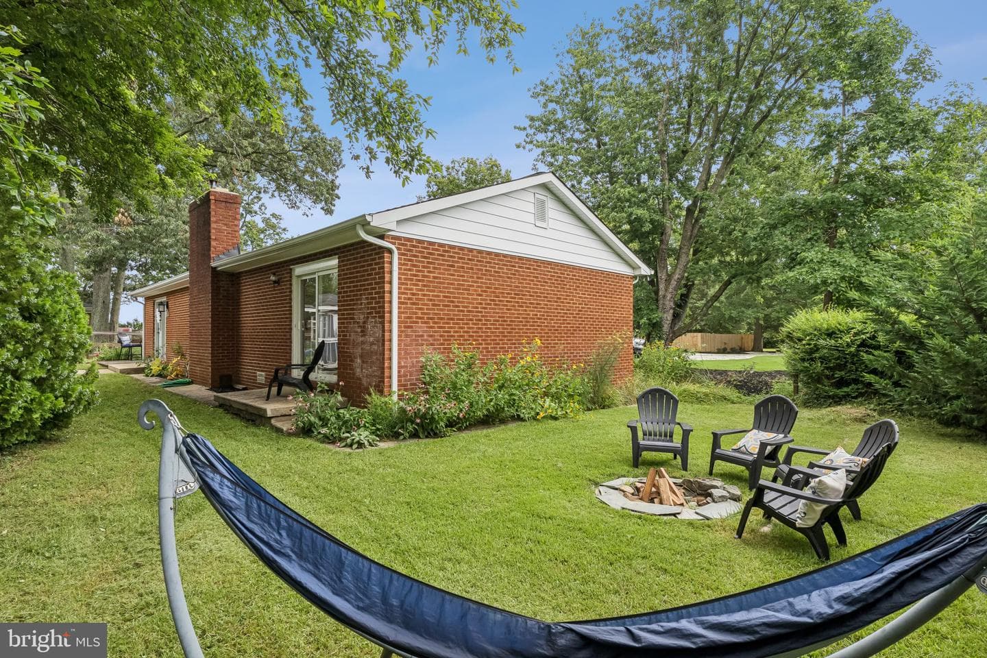 1359 Linden Avenue photo 22