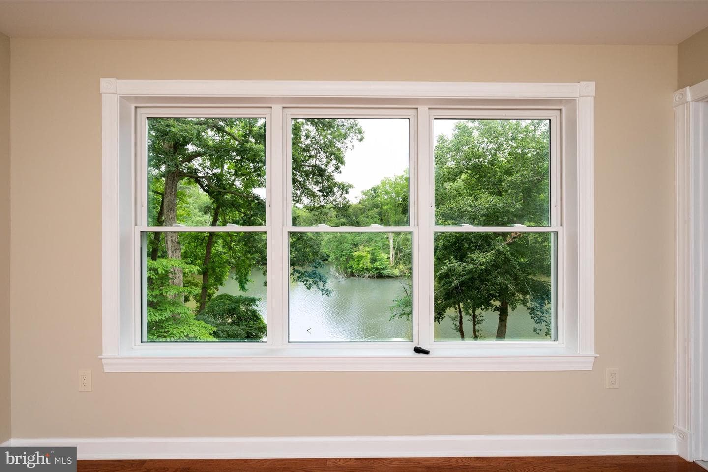 2054 Shore Drive photo 20