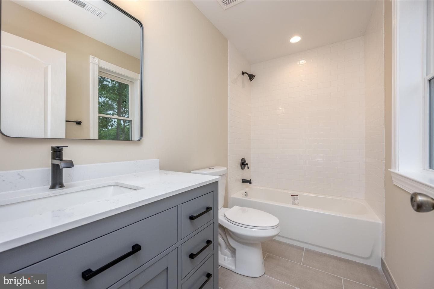 2054 Shore Drive photo 24