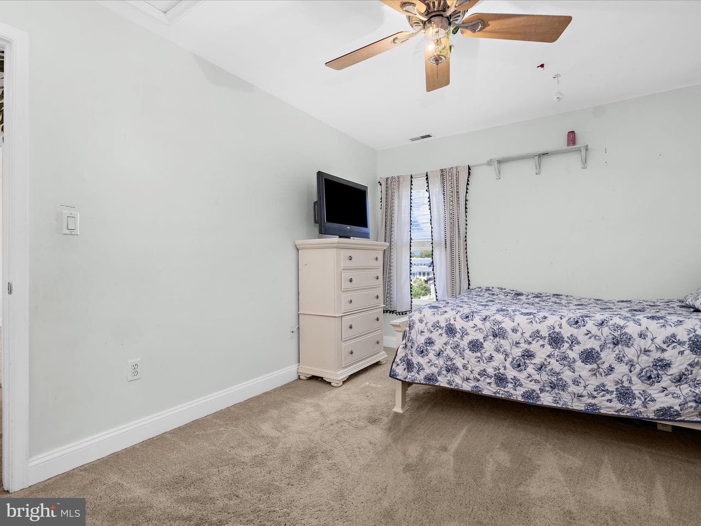 166 Meadow Road photo 24