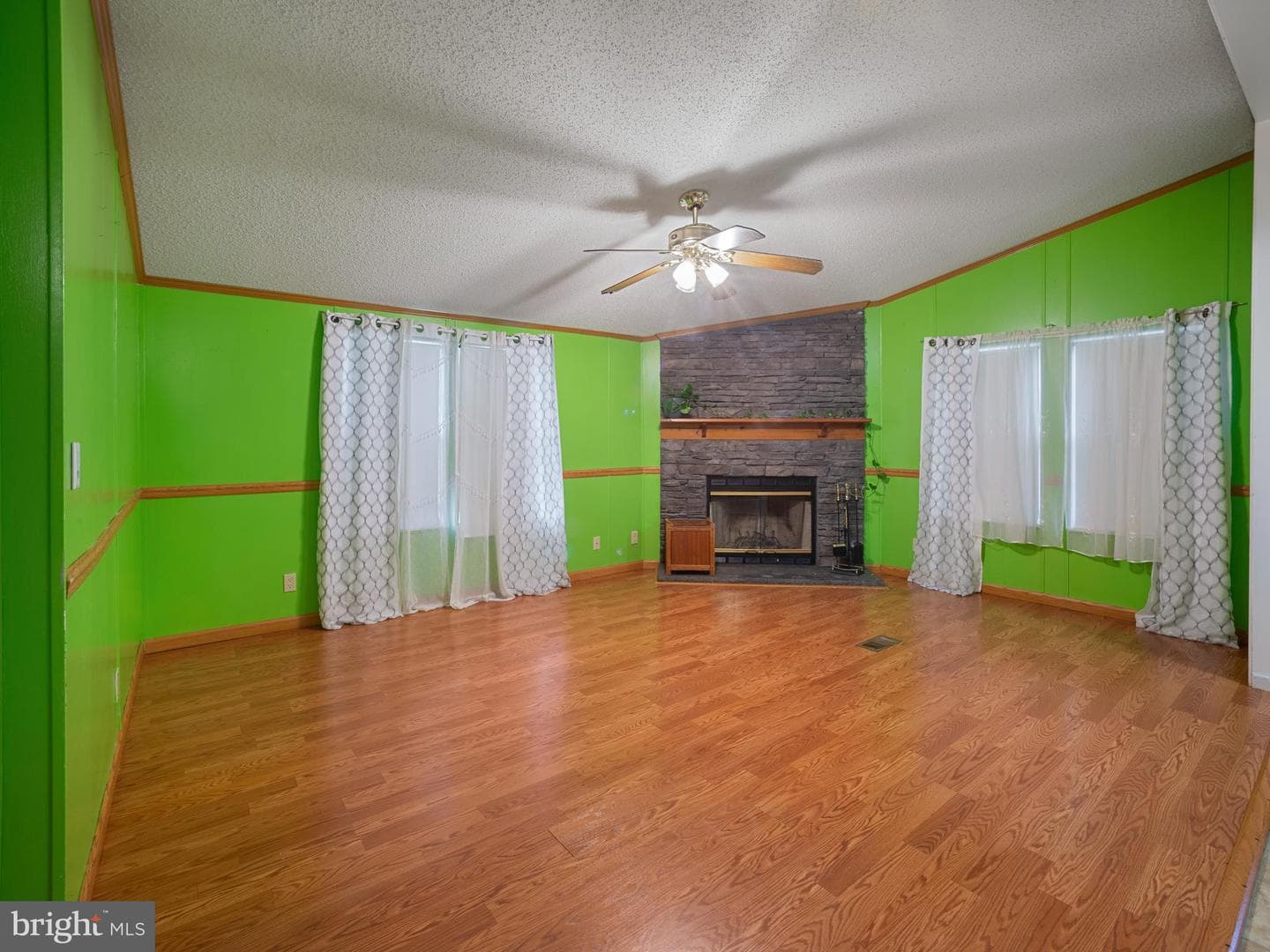 1606 Colesbury Pl photo 12