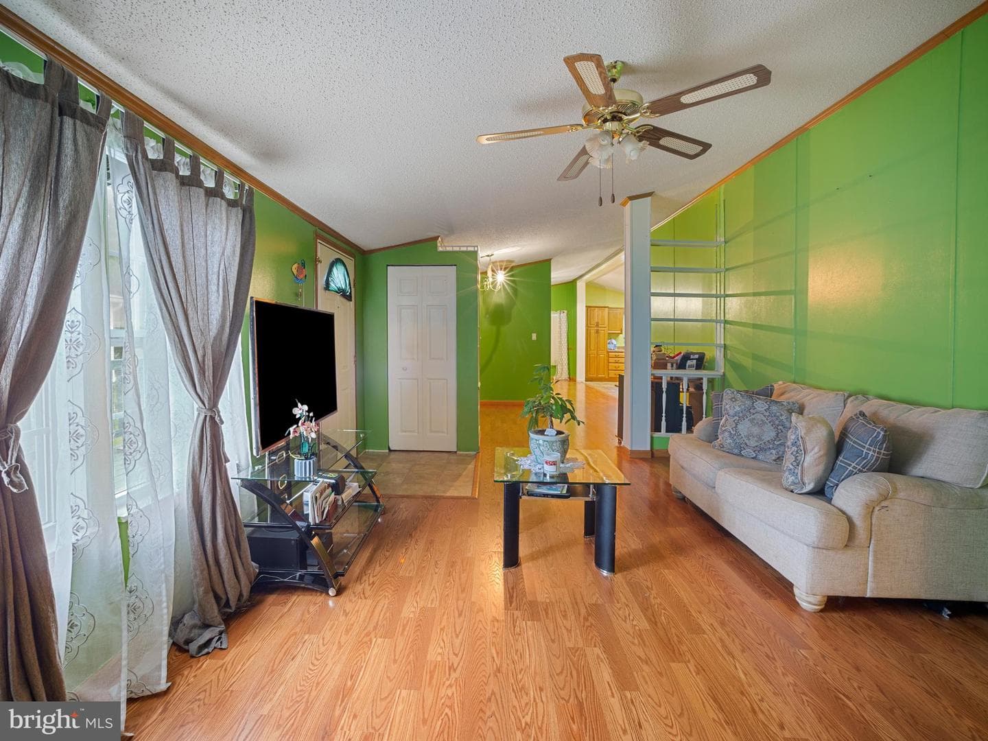 1606 Colesbury Pl photo 8