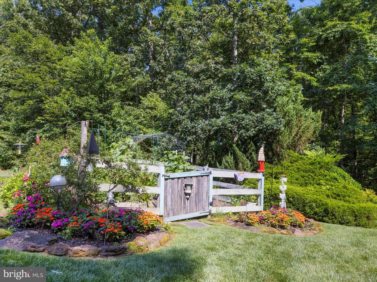 8110 Laurnick Drive photo 42