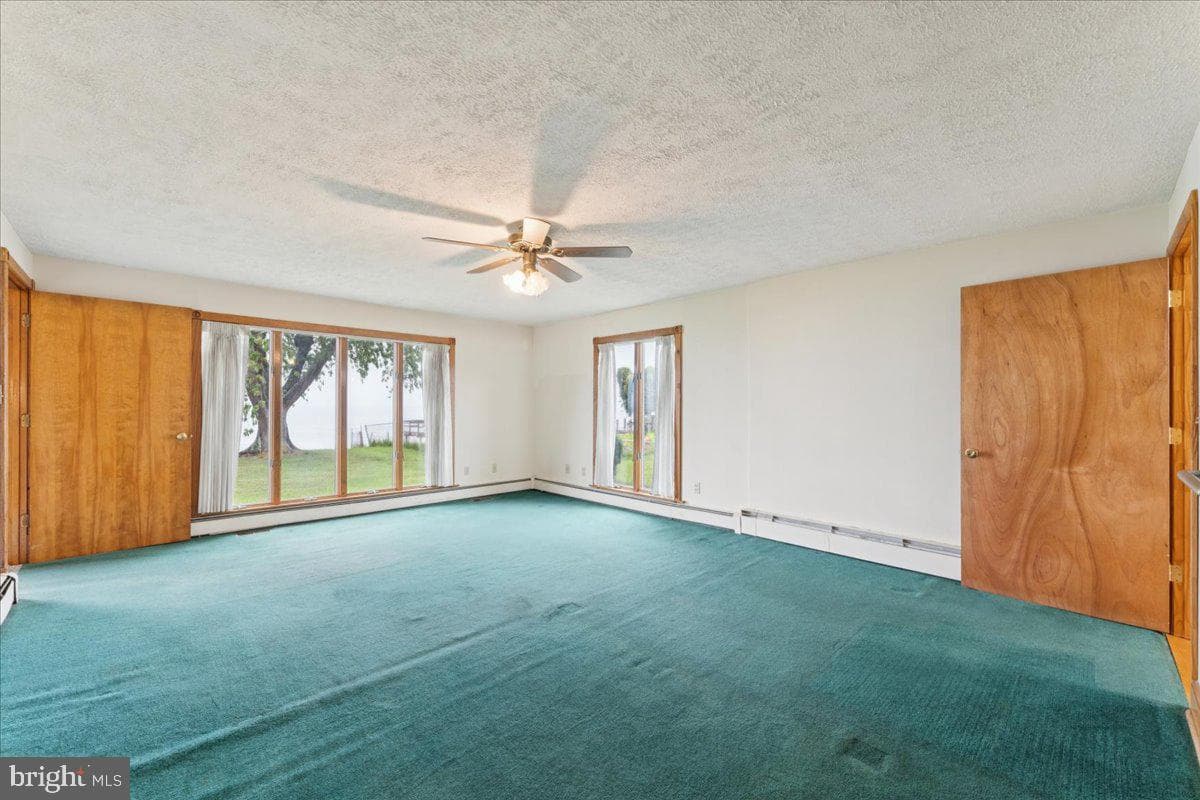 6047 Melbourne Avenue photo 15