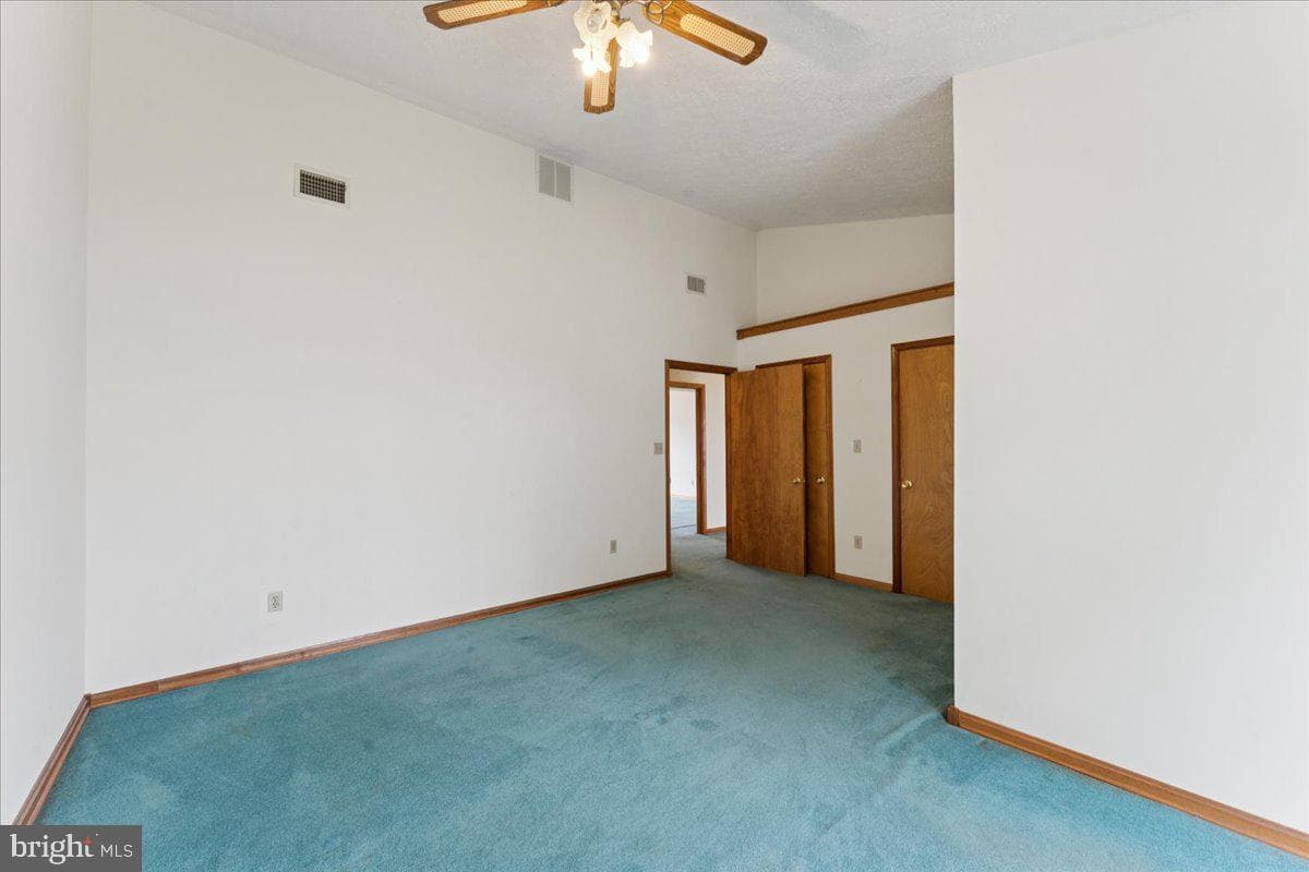 6047 Melbourne Avenue photo 36