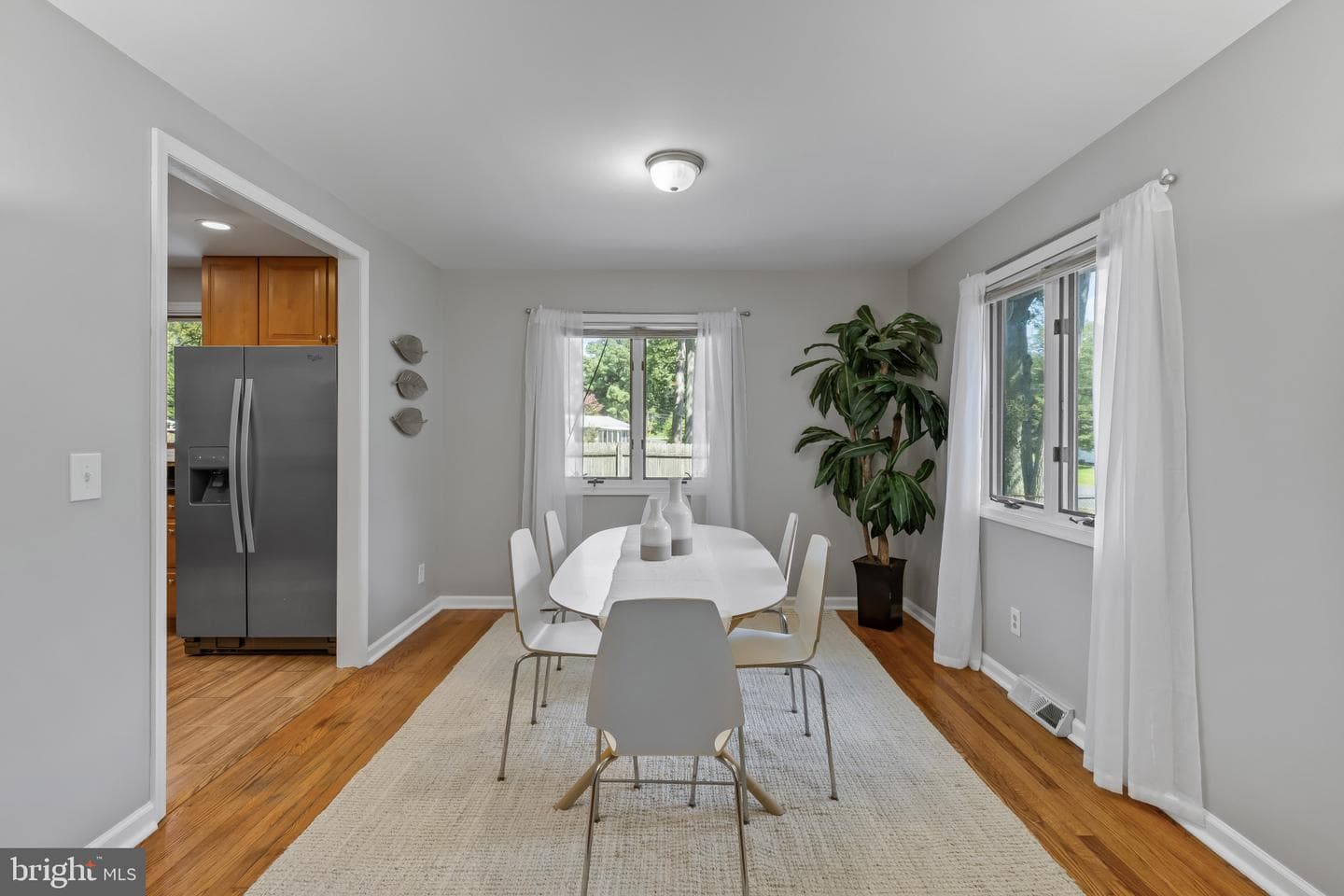 1502 Manor View Road photo 7