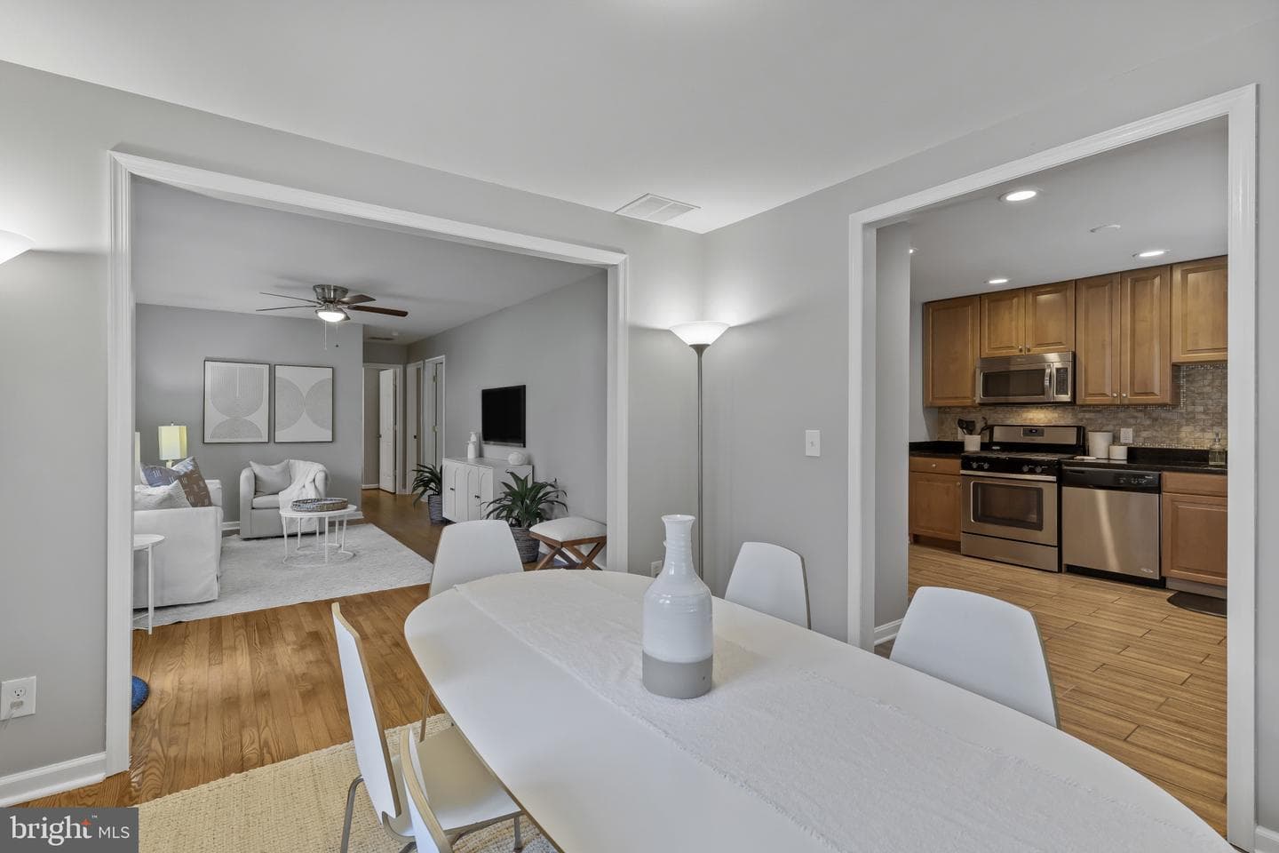1502 Manor View Road photo 8
