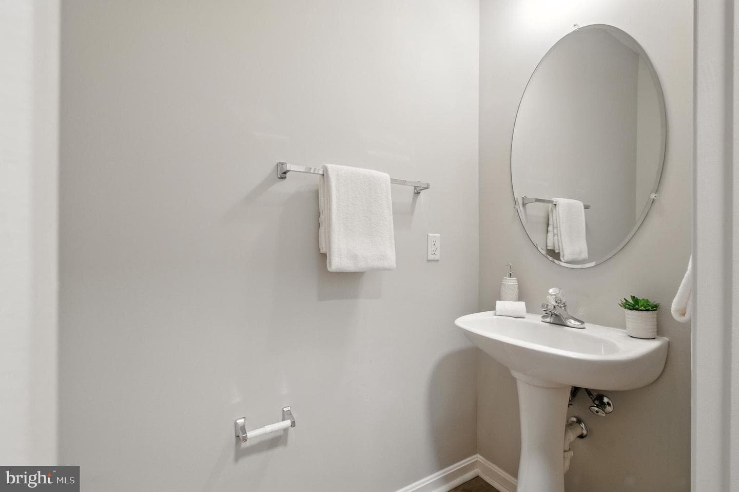 2606 Chapel Lake Drive #212 photo 22
