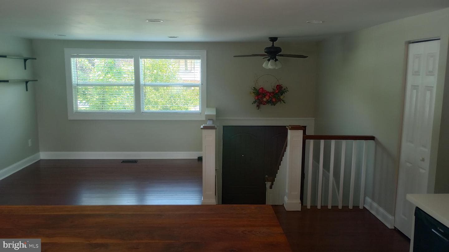 283 Riverdale Road photo 11