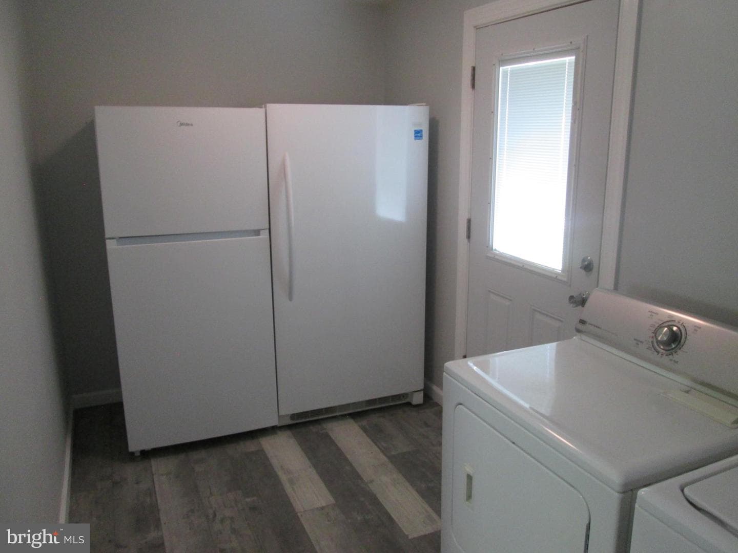 283 Riverdale Road photo 33
