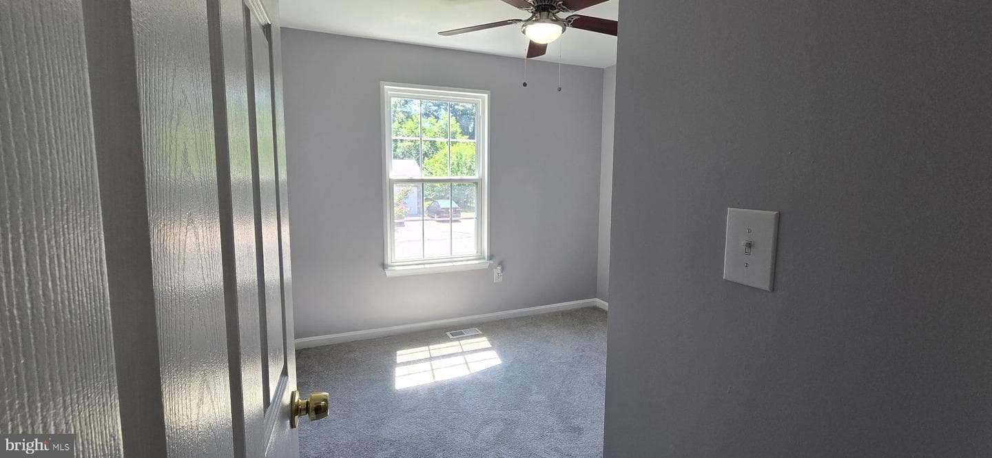 634 Riden Street photo 10