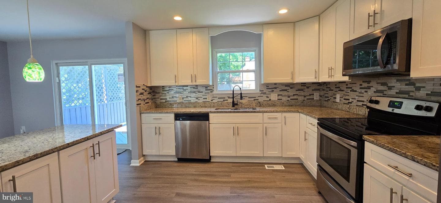 634 Riden Street photo 3