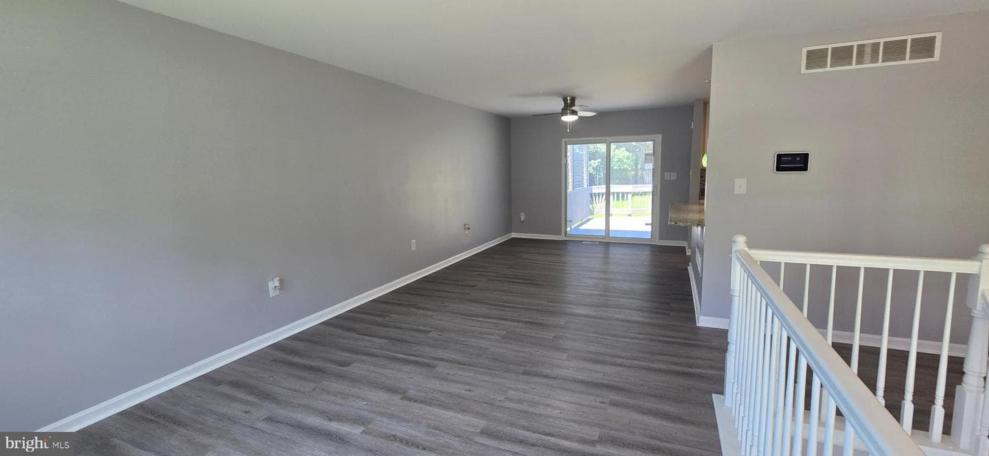 634 Riden Street photo 5