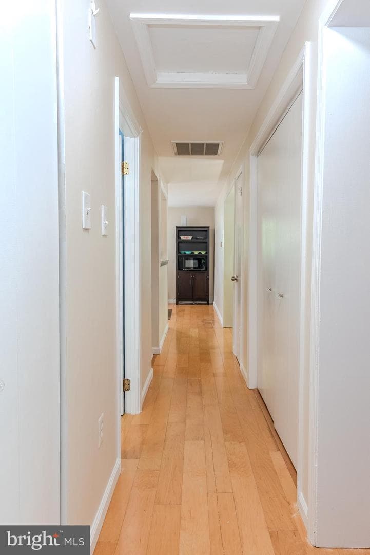 1179 Maple Avenue photo 11