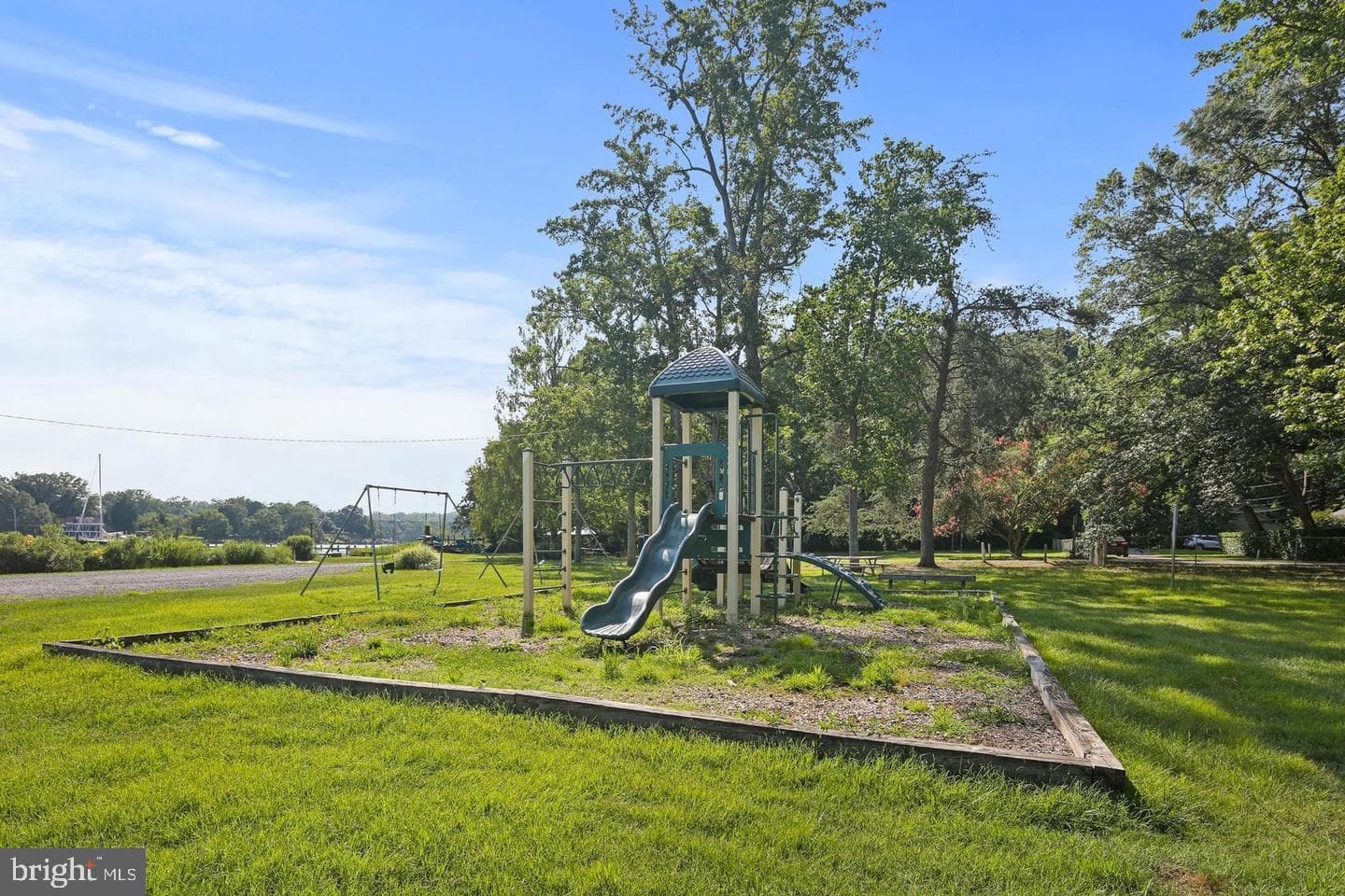 3870 Ponder Drive photo 5