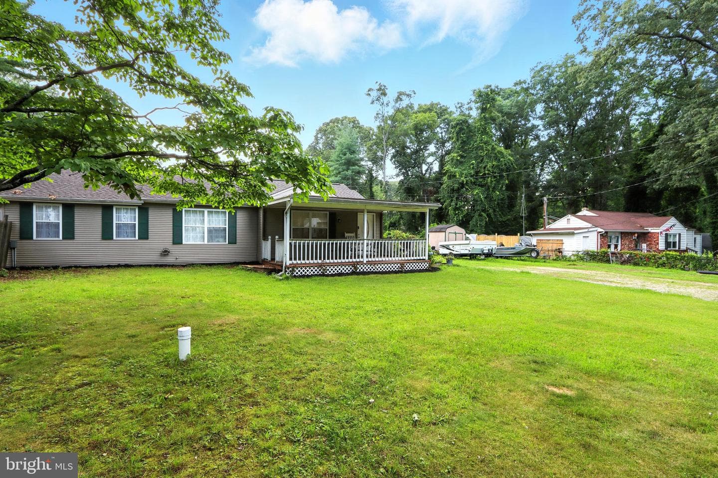 8402 Lynn Circle photo 2