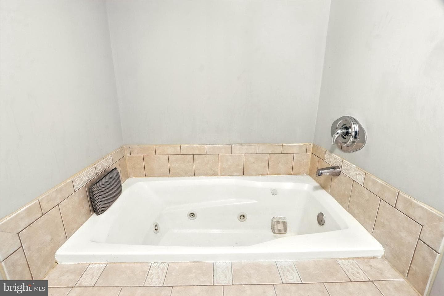 8402 Lynn Circle photo 21