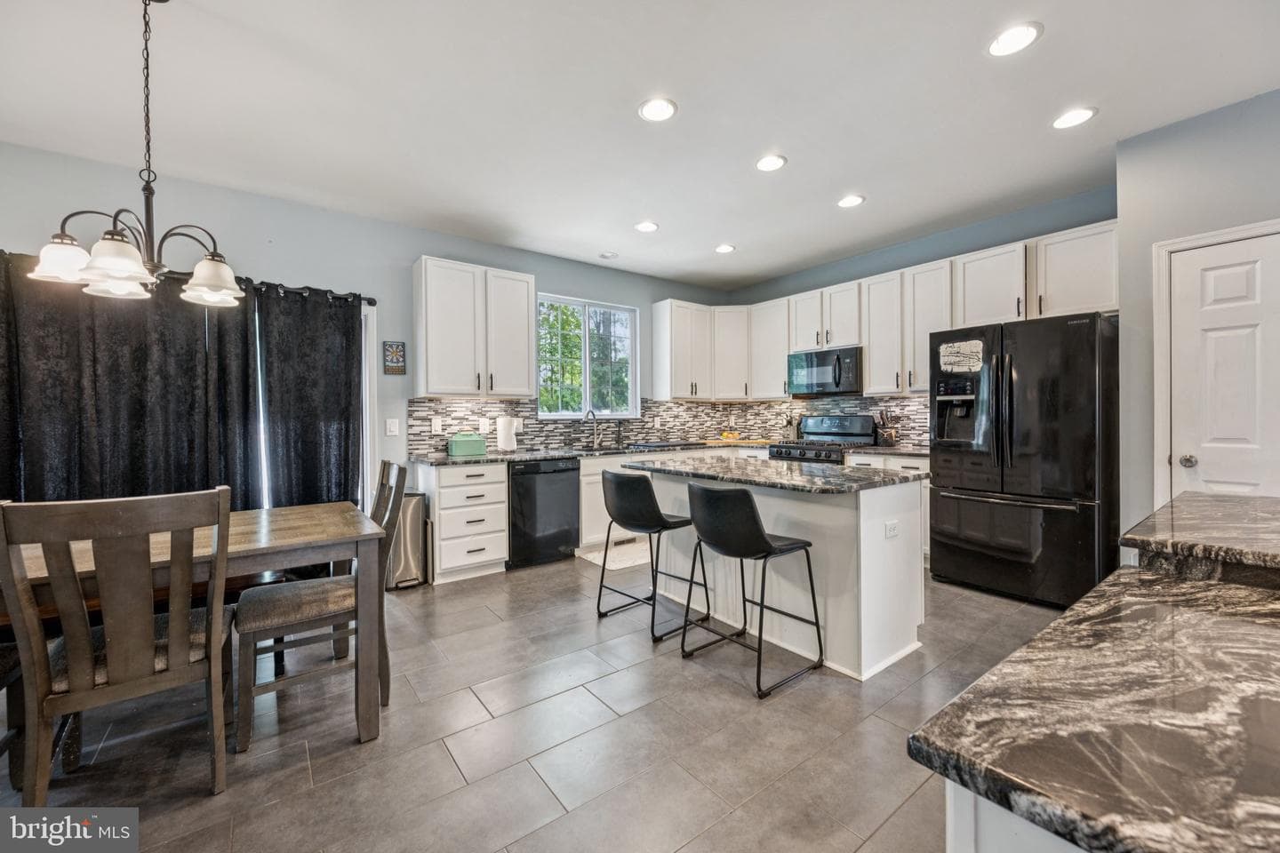 724 Wagner Farm Road photo 8