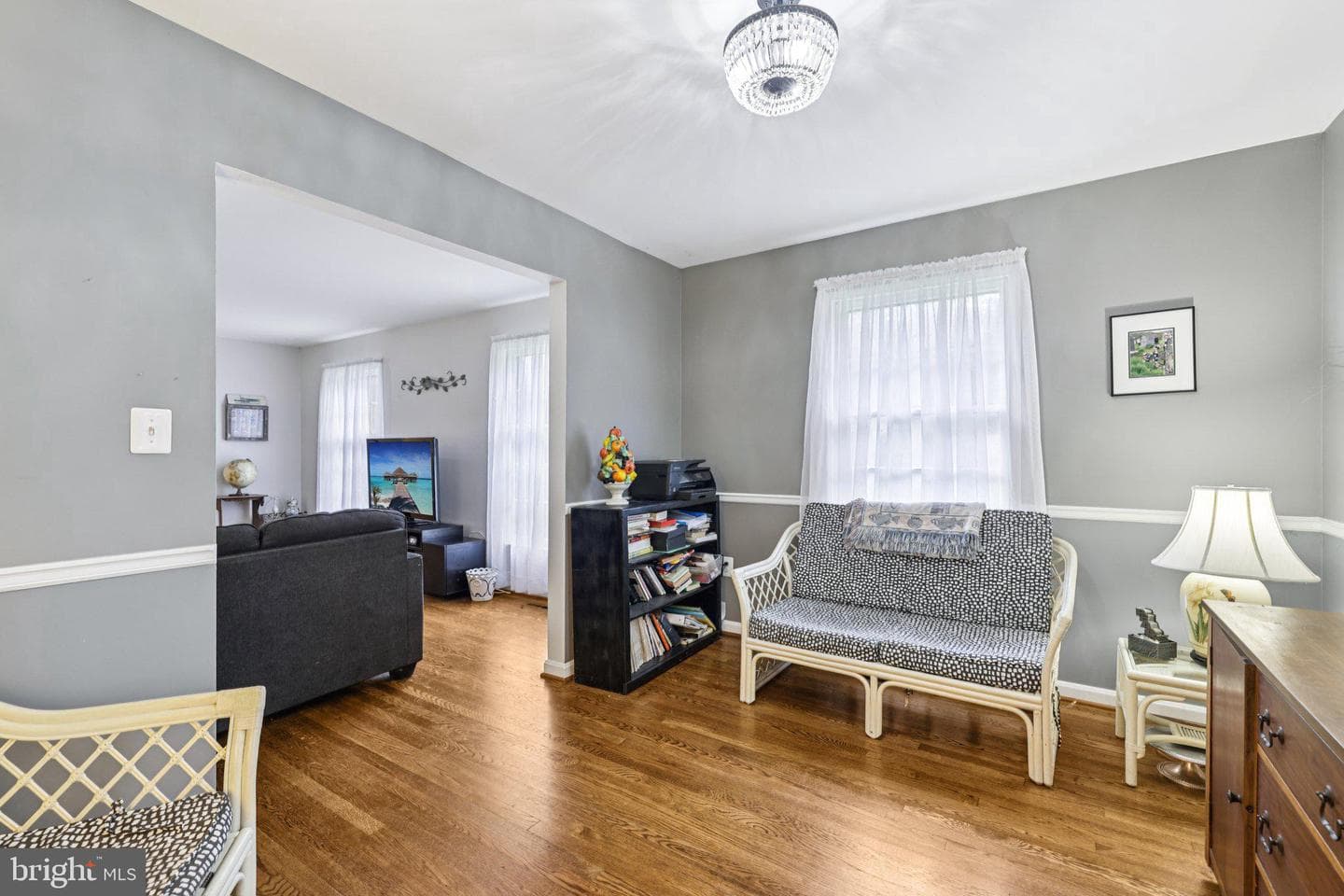 1602 Farnborn Street photo 11