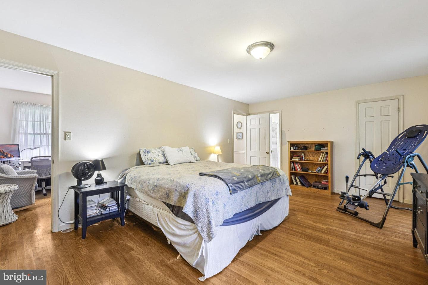1602 Farnborn Street photo 21