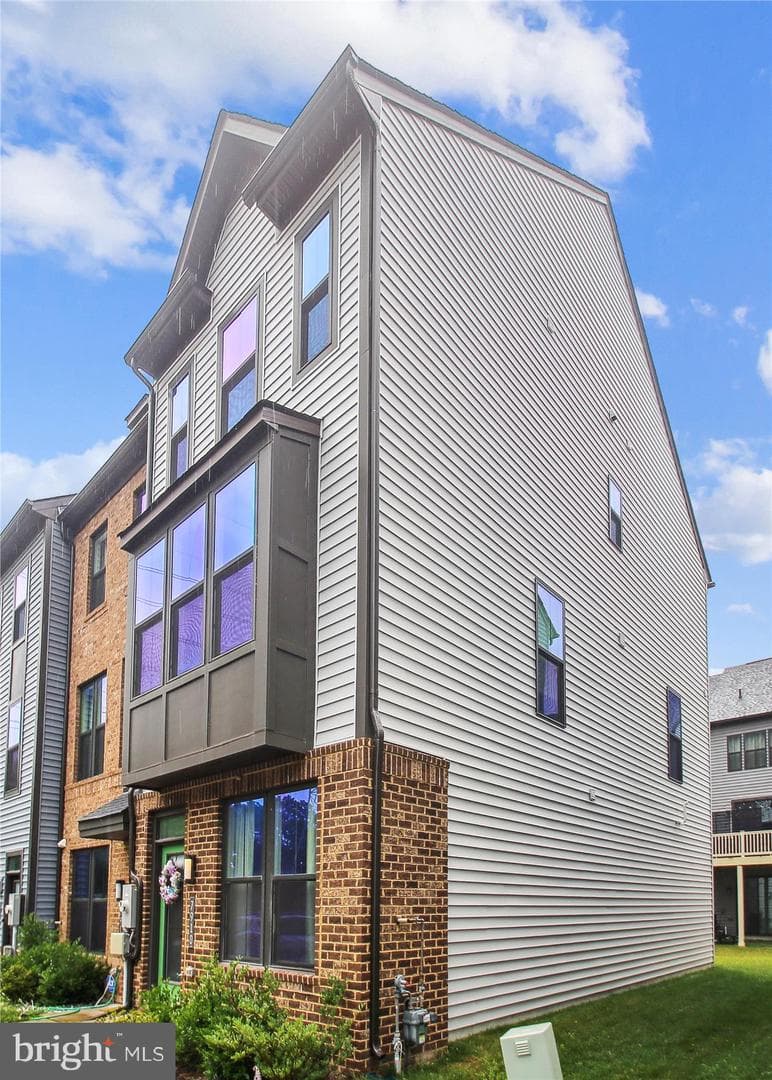 7910 Chatuga Way photo 3