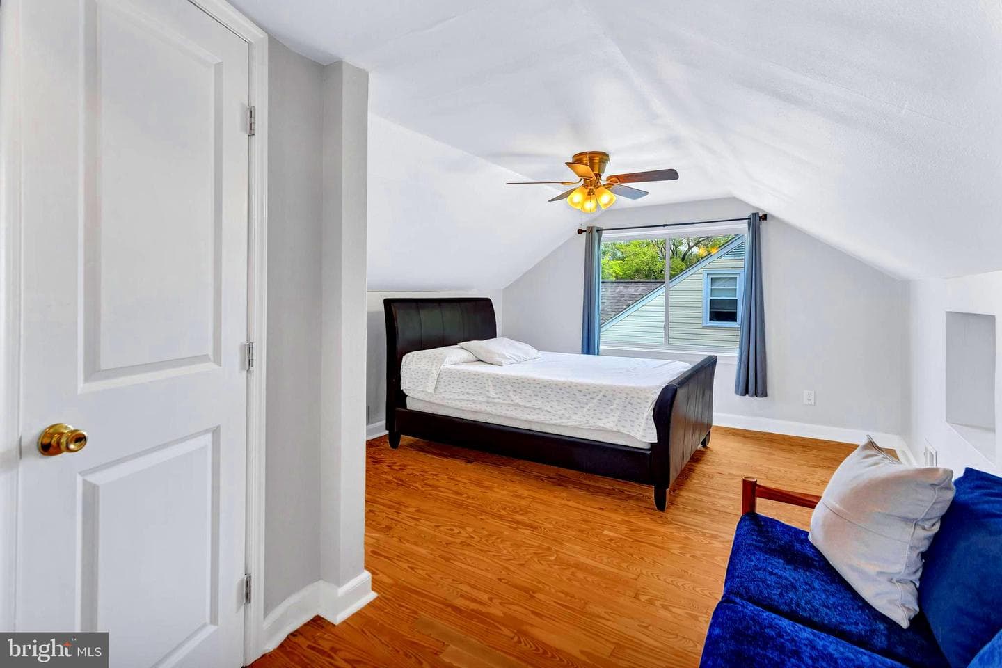 605 Newfield Road photo 23