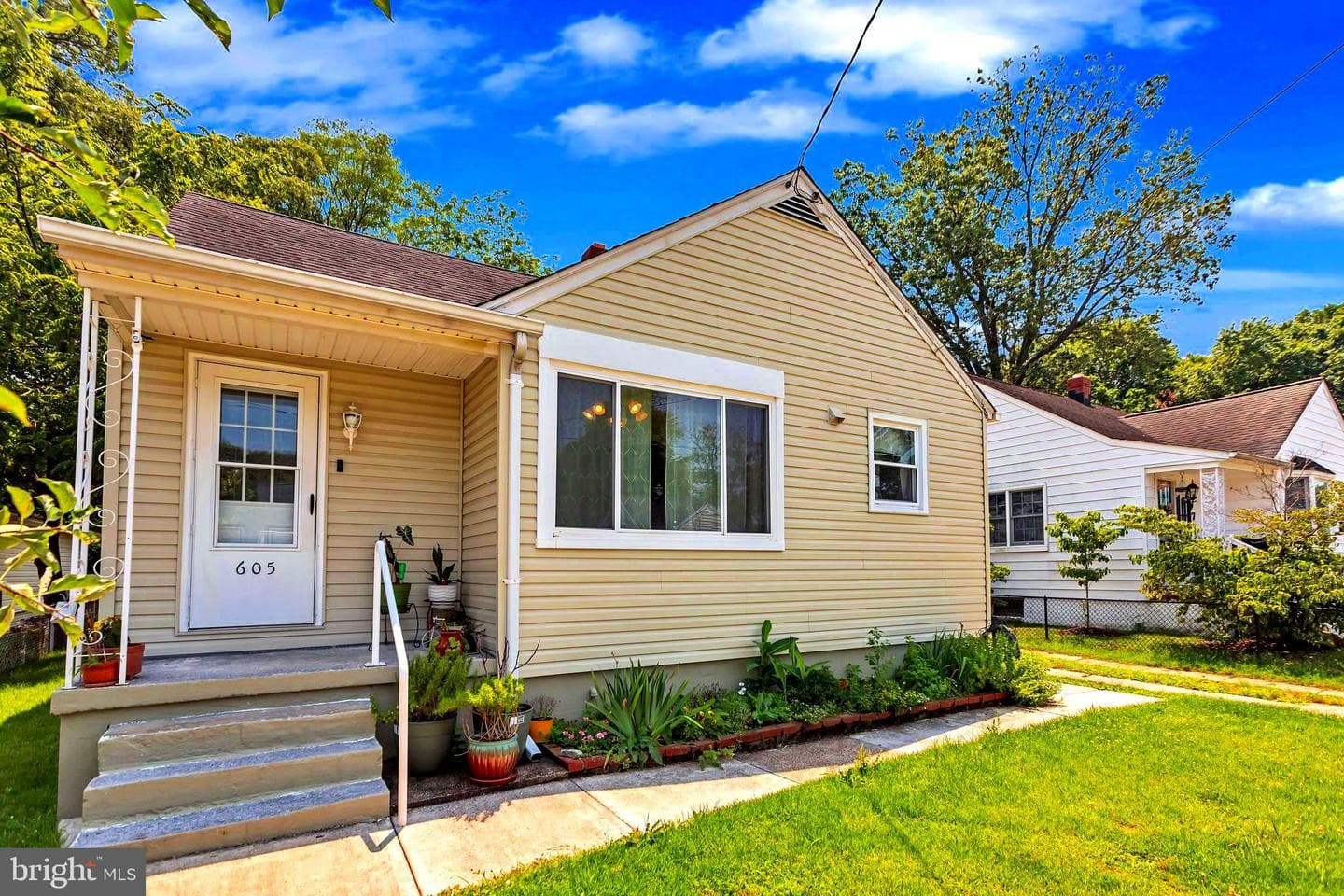 605 Newfield Road photo 27