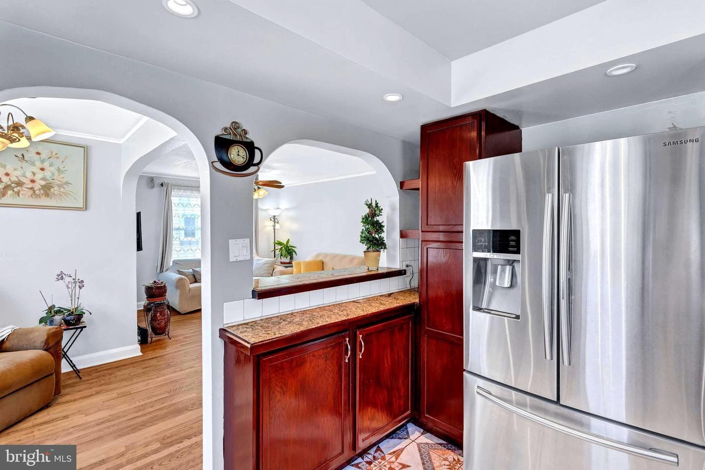 605 Newfield Road photo 6