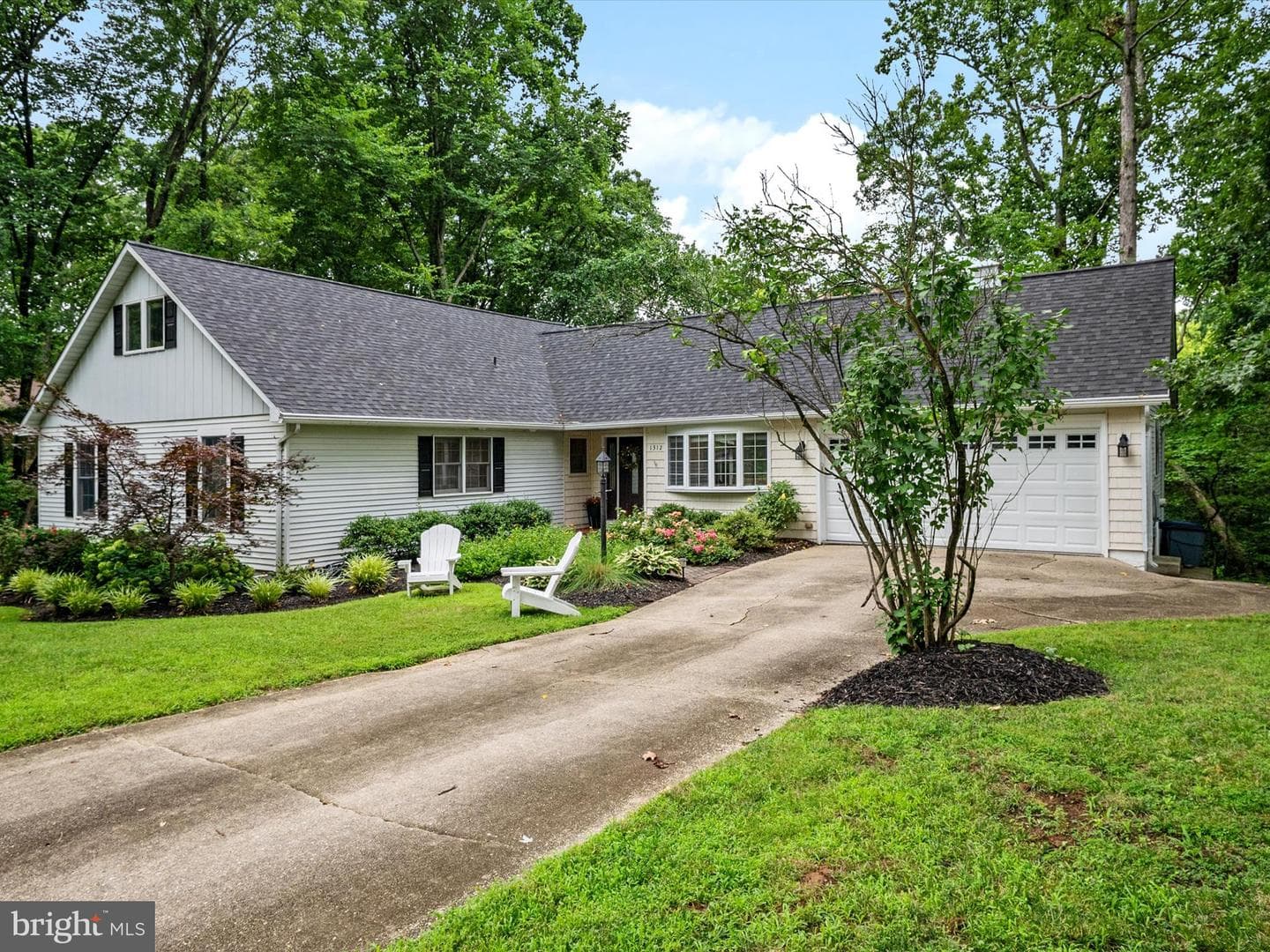 1312 Homewood Lane photo 2