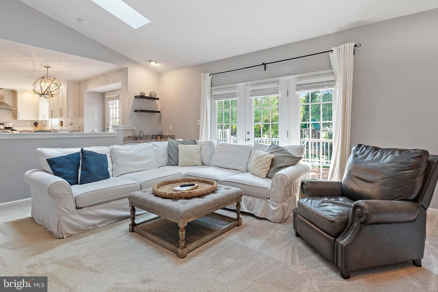 793 Brackley Road photo 4
