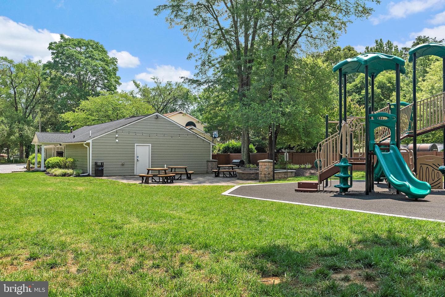 793 Brackley Road photo 57
