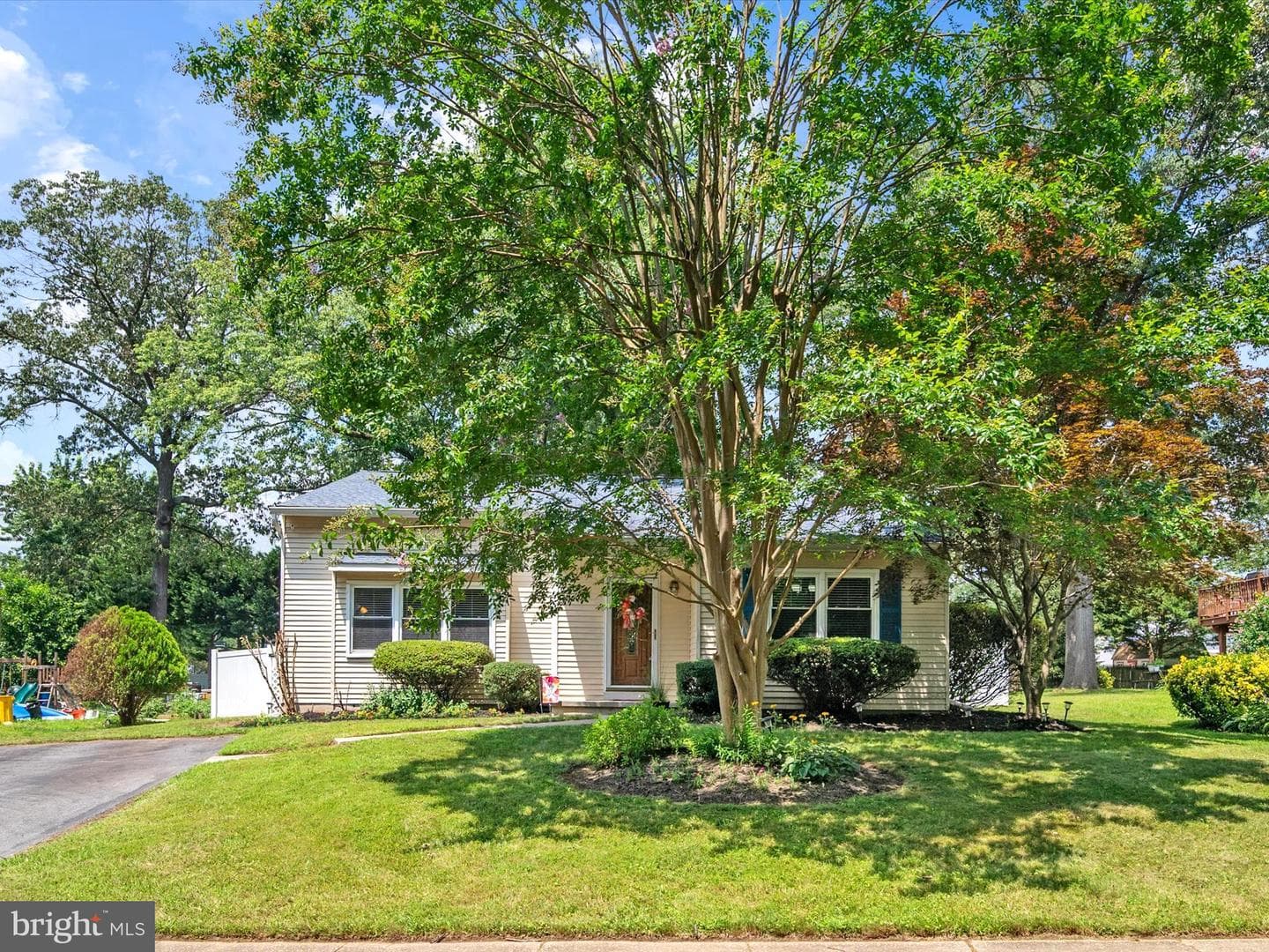 507 Villa Carol Drive photo 2