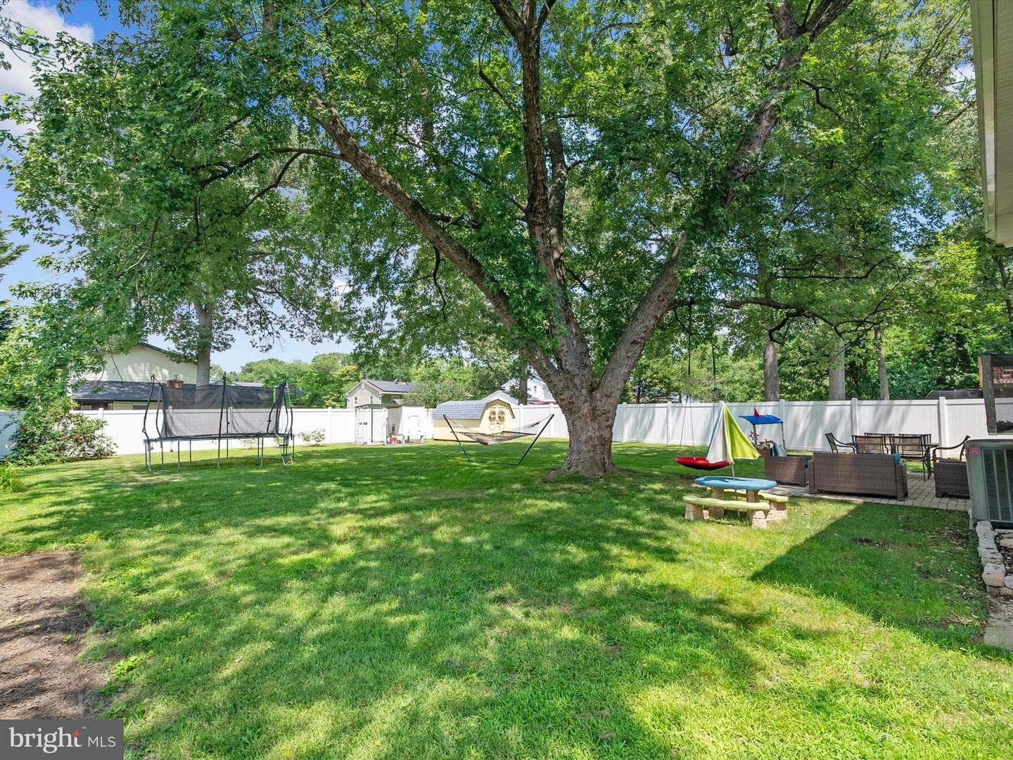 507 Villa Carol Drive photo 33