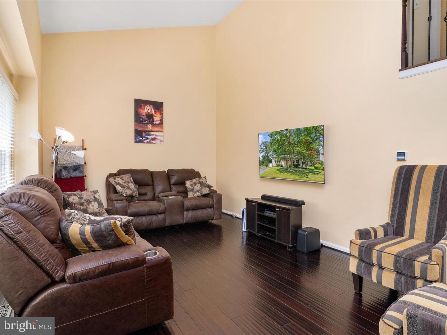 507 Villa Carol Drive photo 9