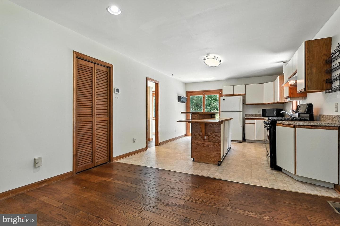 5609 Bay Breeze Court photo 28