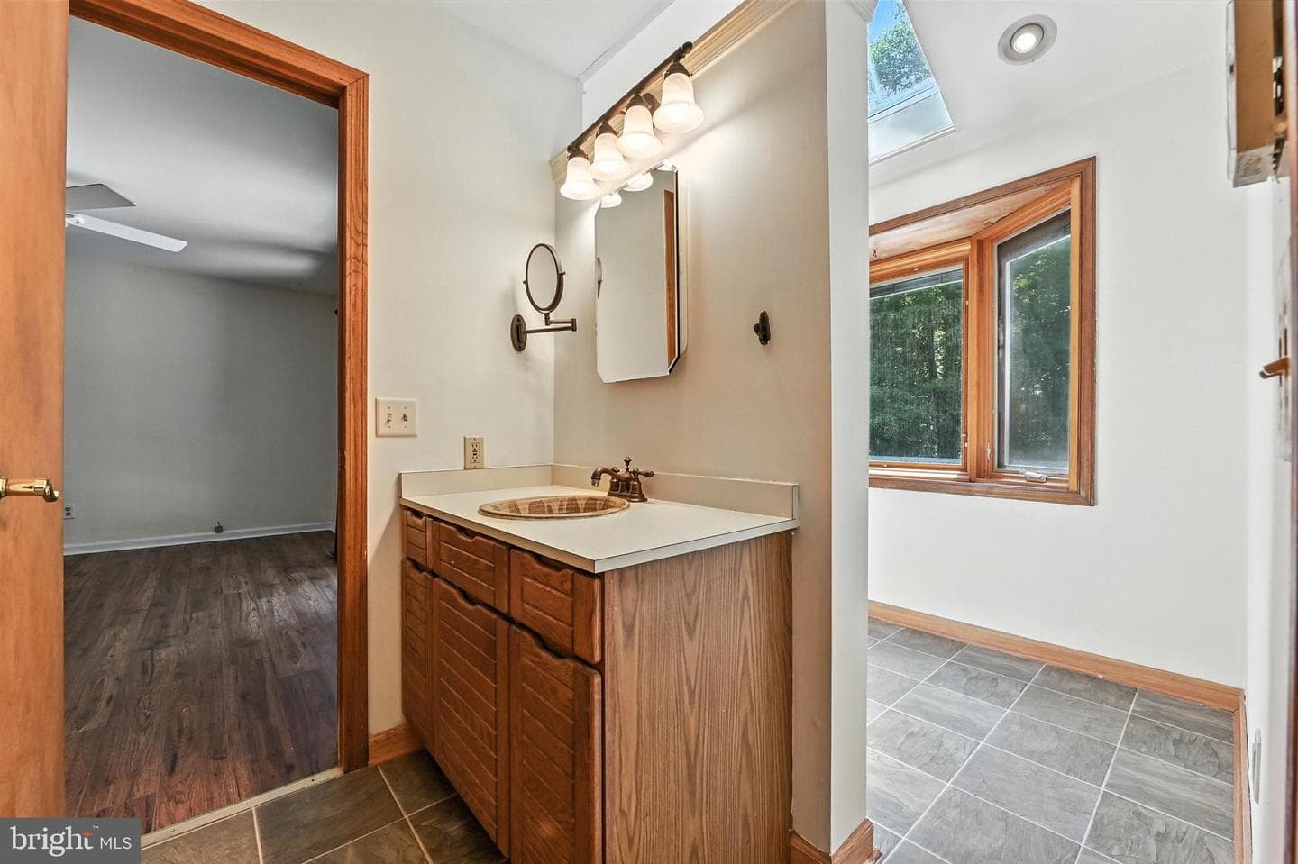 5609 Bay Breeze Court photo 37