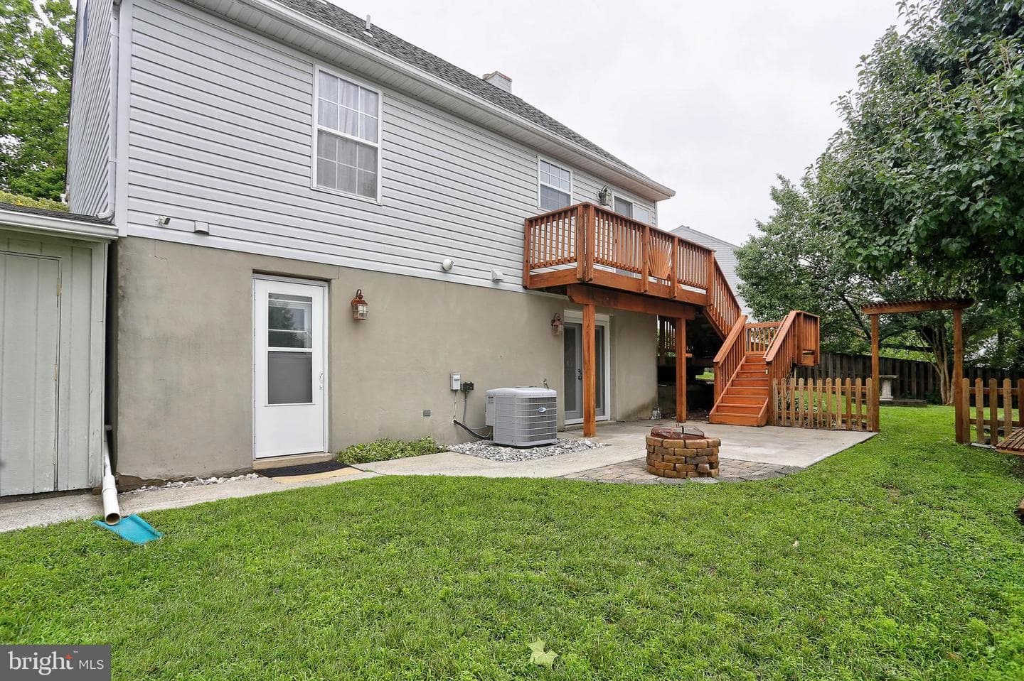7691 Early Spring Way photo 36