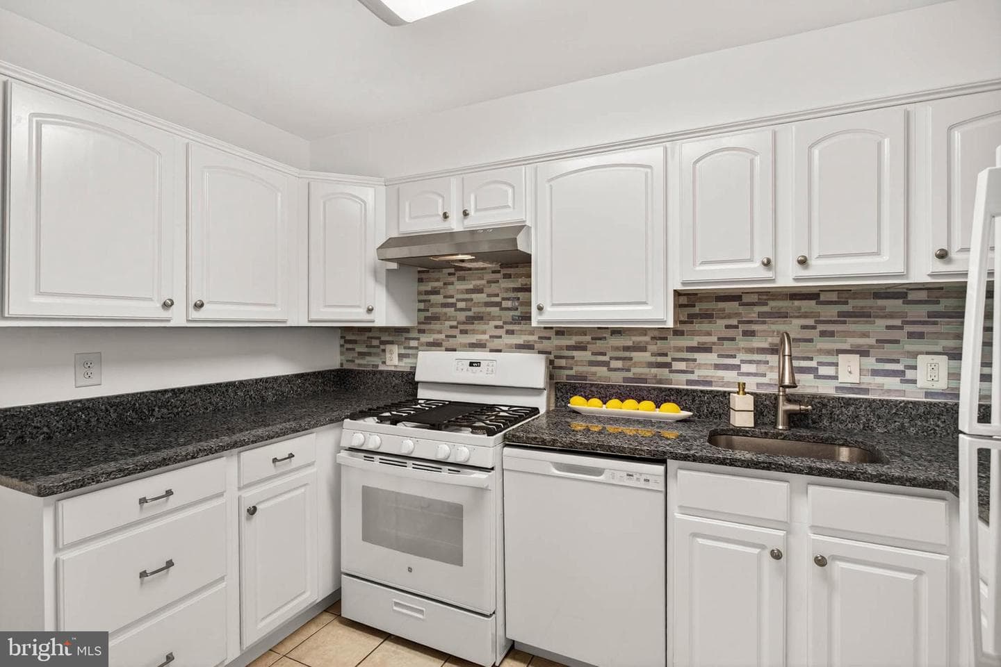 203 Victor Parkway #203a photo 13