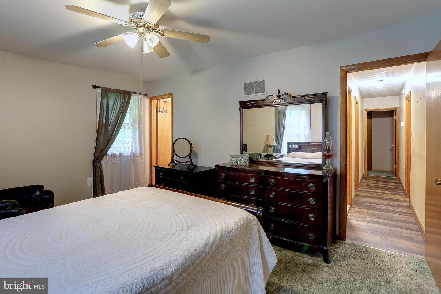 210 Pinewood Drive photo 37