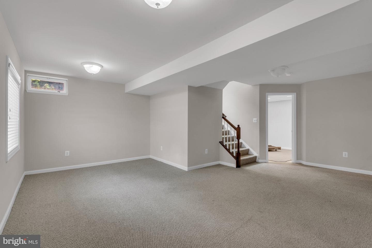 52 Richard Avenue photo 41